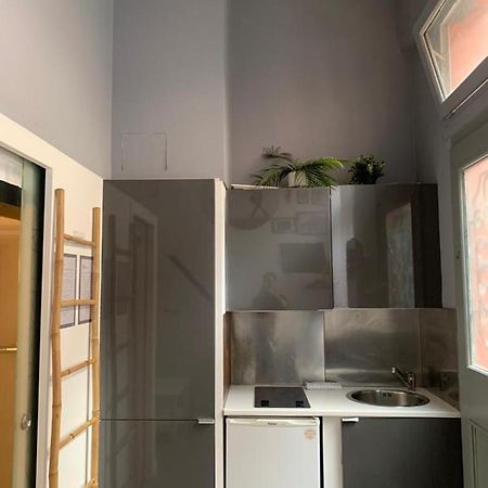 Appartement Spacious Bright Split Level Flat In The Fashionable Marais à Paris Extérieur photo